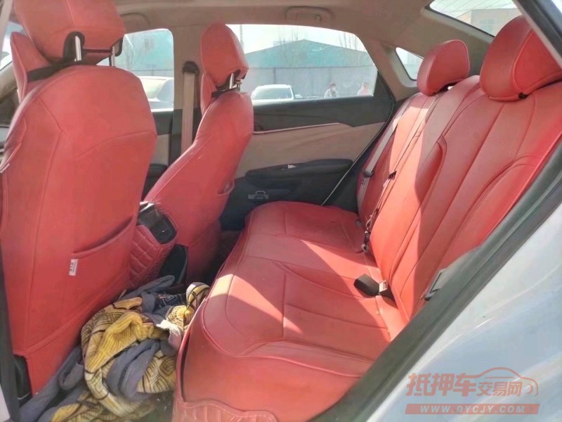青岛16年别克威朗4