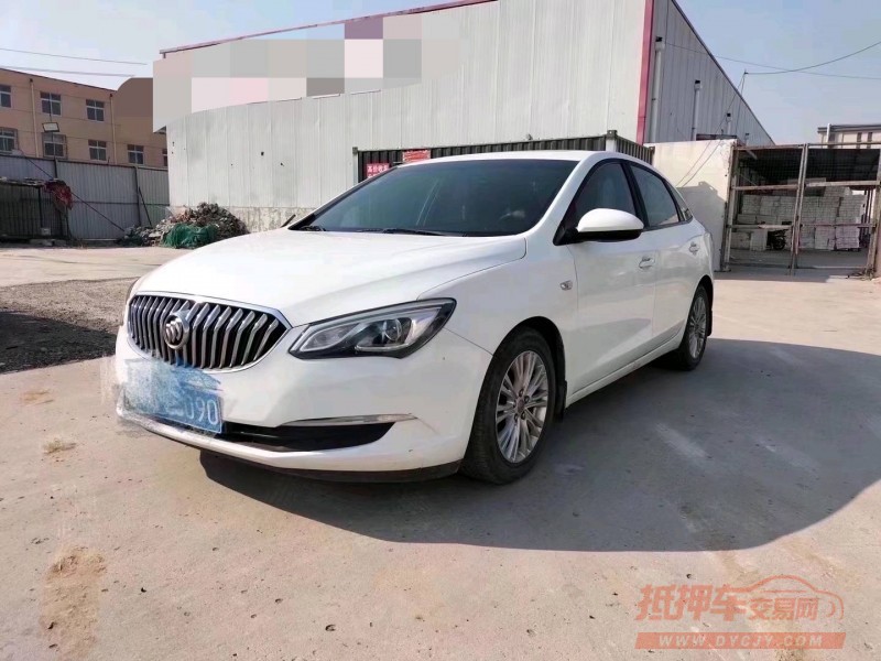 青岛16年别克威朗2