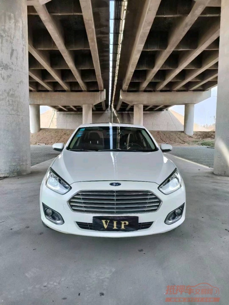 枣庄16年福特福睿斯1