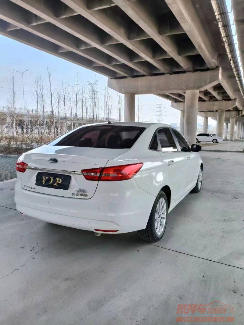 枣庄16年福特福睿斯6