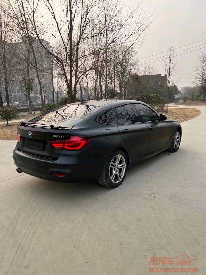 北京21年宝马3系2