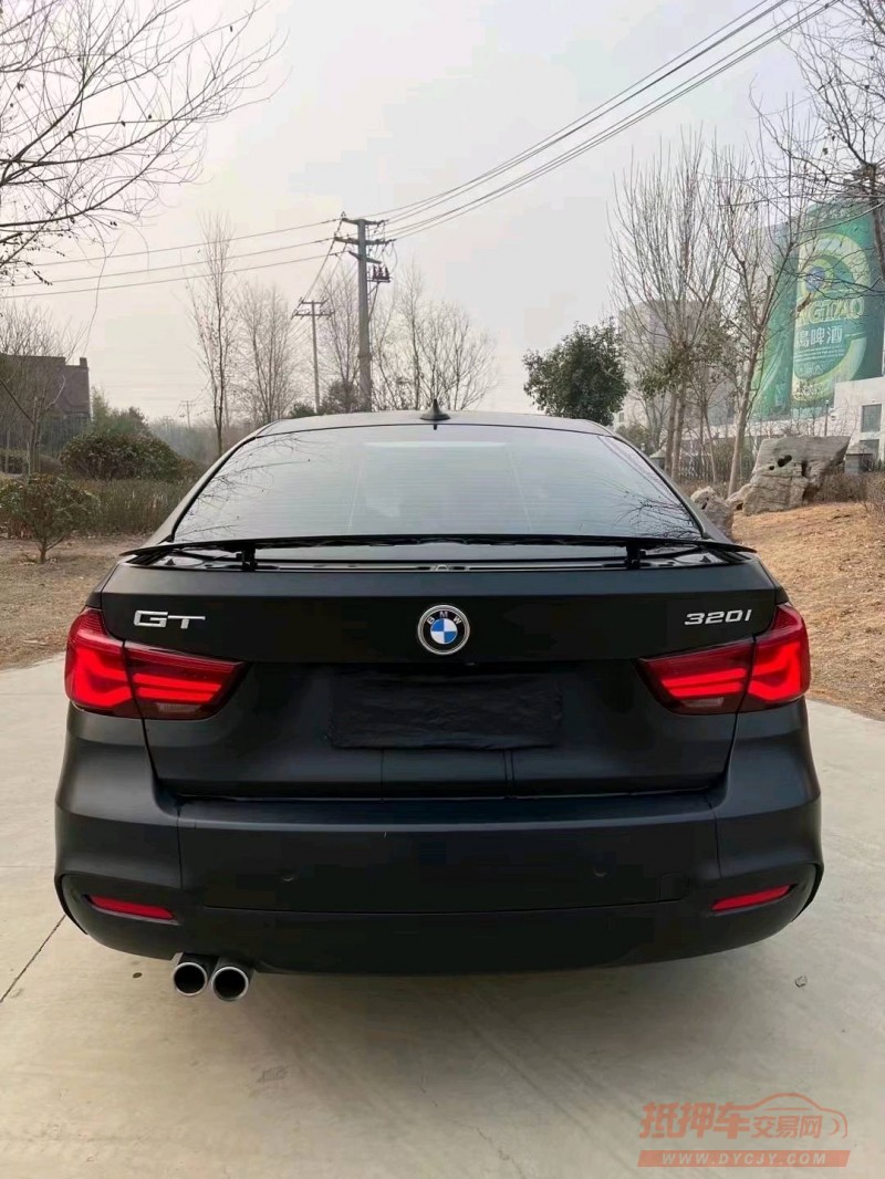 北京21年宝马3系9