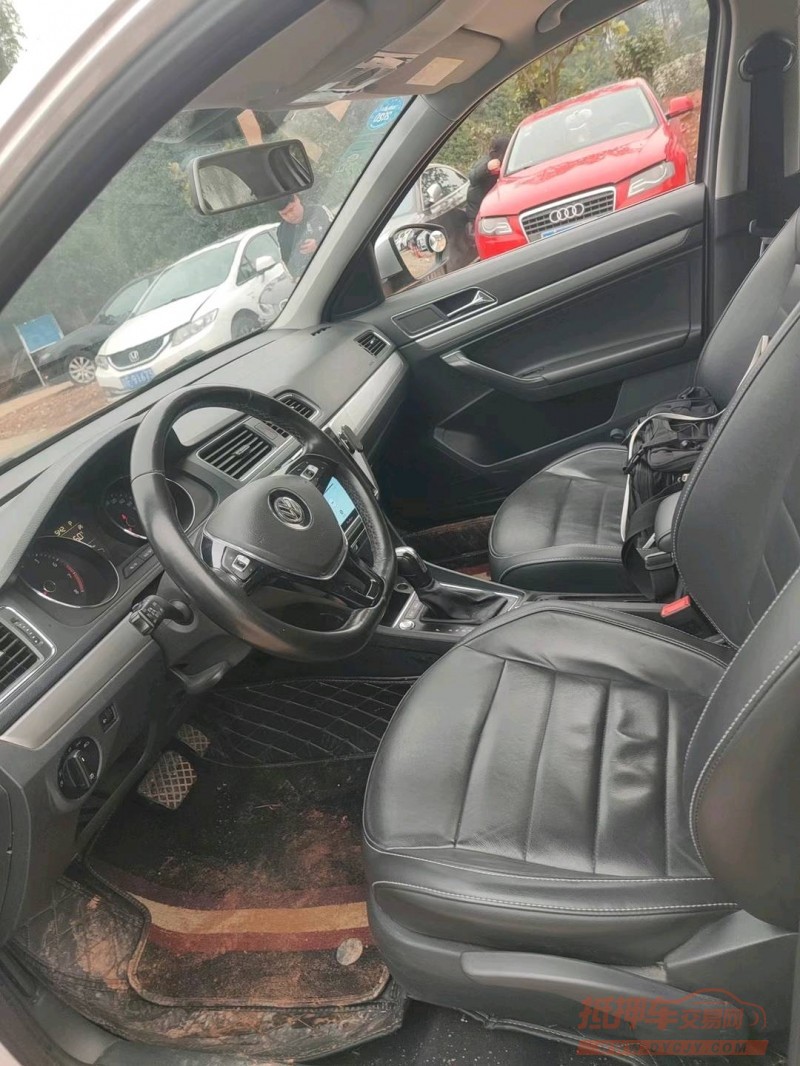 潍坊18年大众朗逸4