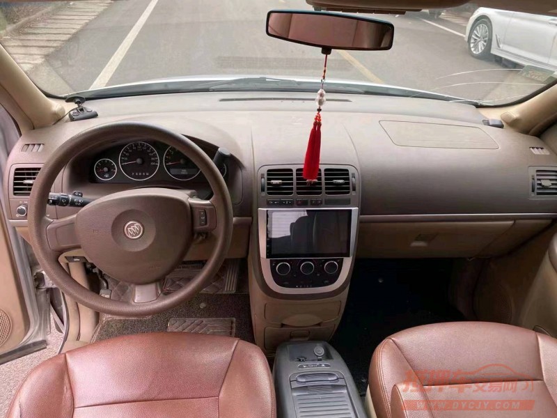 枣庄17年别克GL86