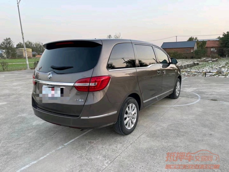 徐州17年别克GL82