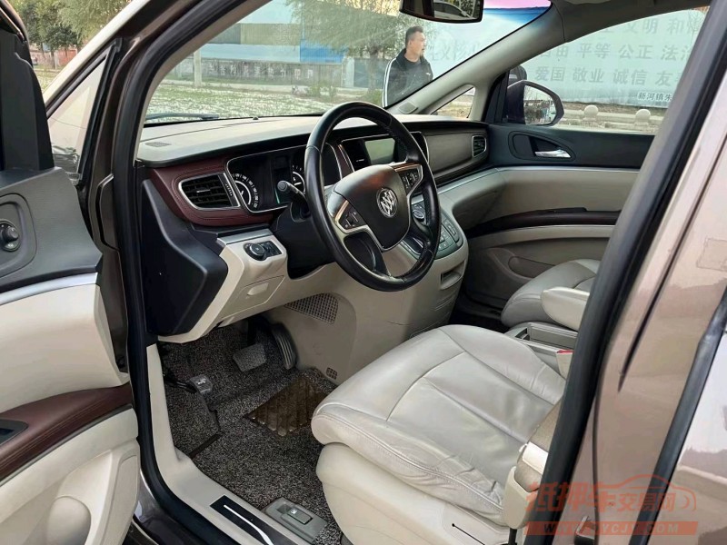 徐州17年别克GL83