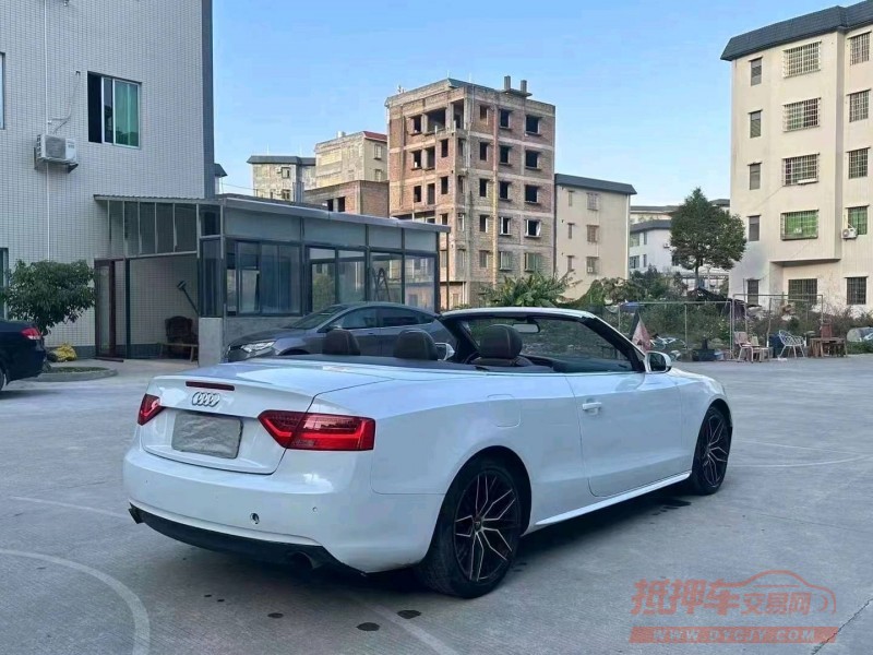 珠海13年奥迪A55