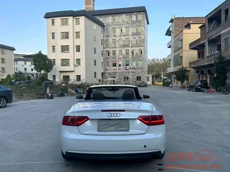 珠海13年奥迪A56