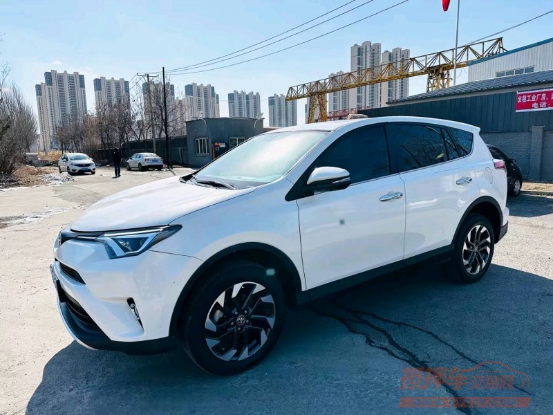 沈阳19年丰田RAV42