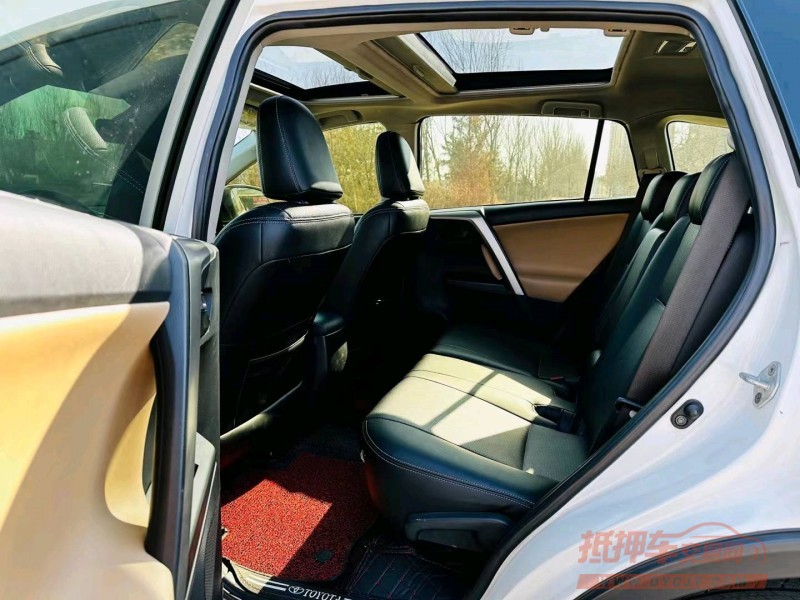 沈阳19年丰田RAV44