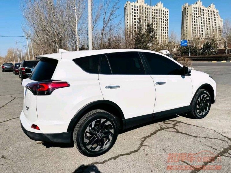 沈阳19年丰田RAV47