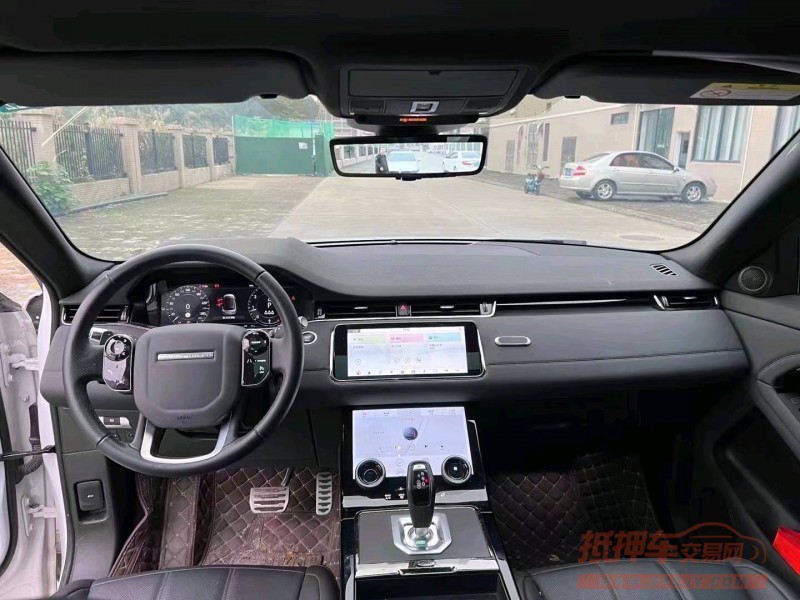 珠海20年路虎极光4
