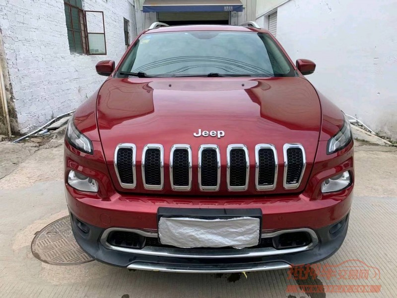 广州17年Jeep自由光1