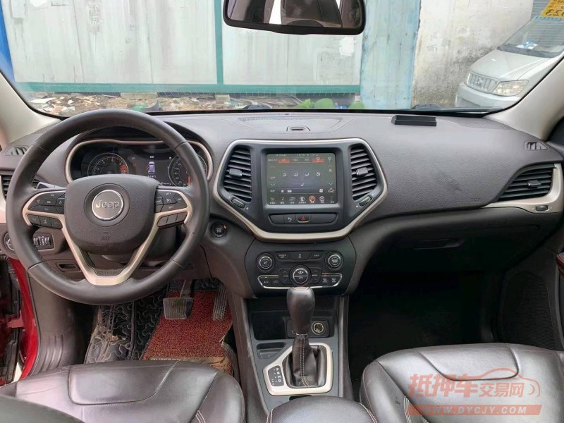 广州17年Jeep自由光4