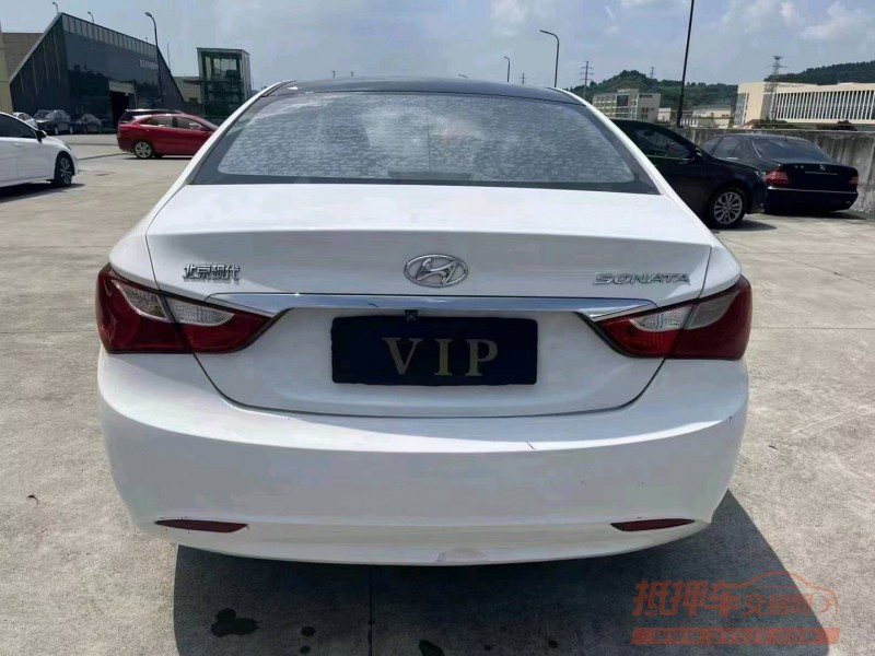 宜昌16年现代索纳塔八3