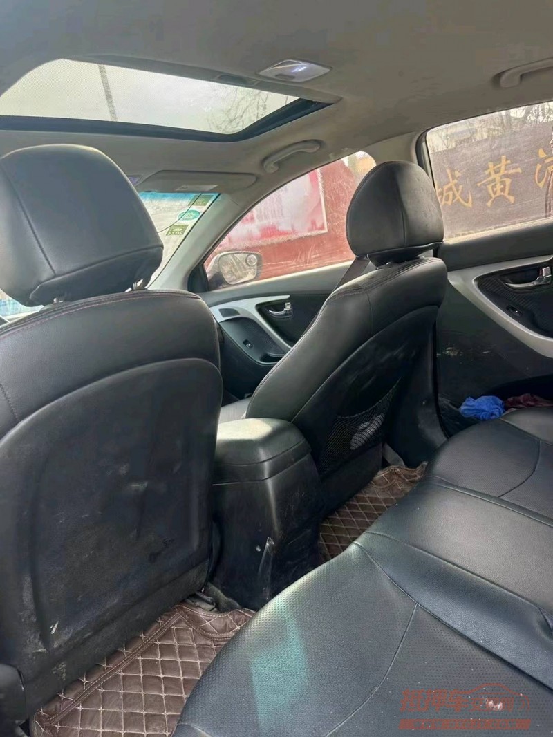 济宁14年现代朗动4