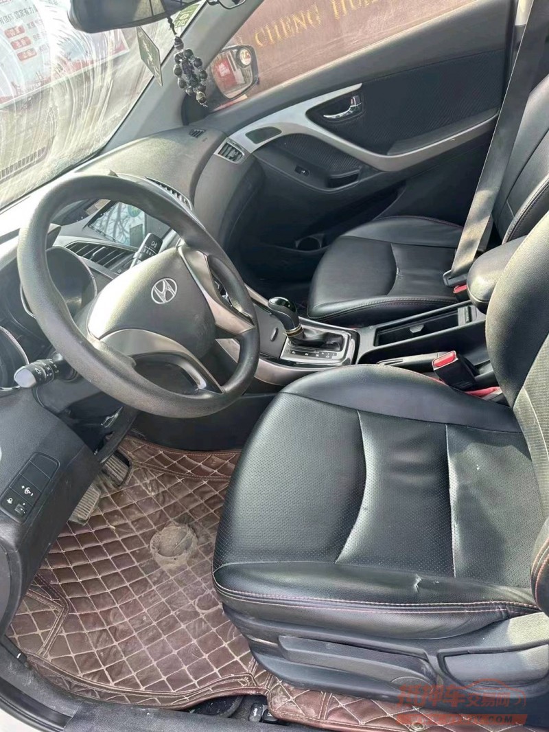 济宁14年现代朗动3