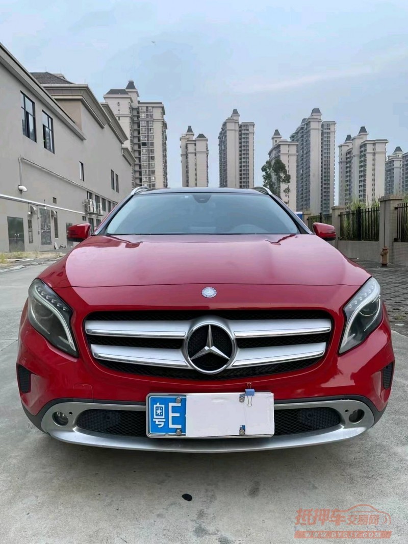 江门16年奔驰GLA9