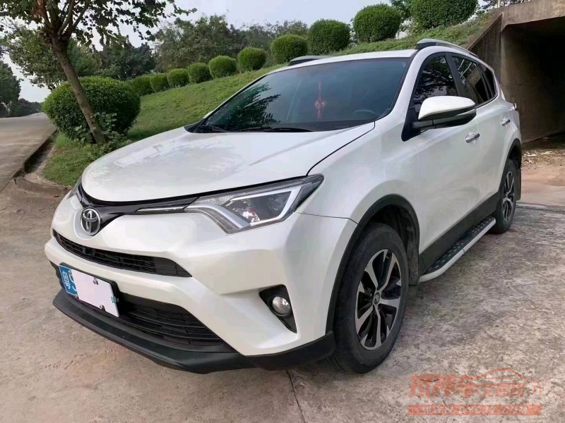 江门16年丰田RAV47