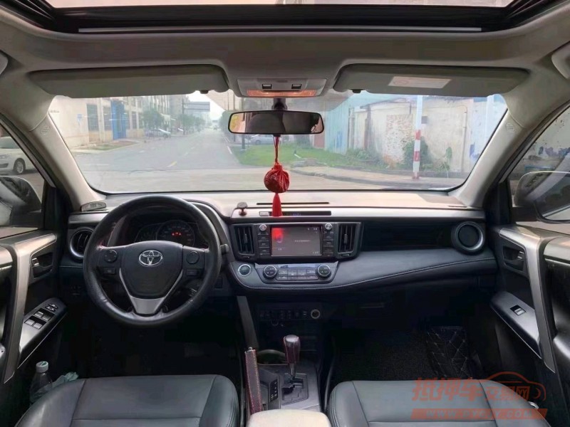 江门16年丰田RAV44