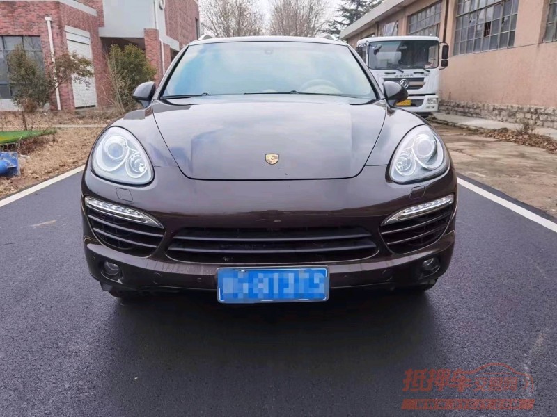 枣庄13年保时捷卡宴1