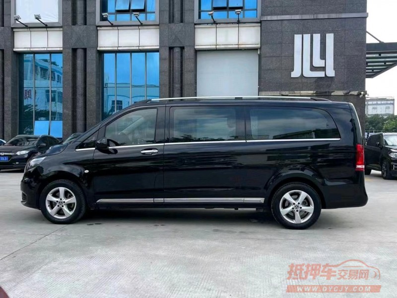 东莞21年奔驰威霆7