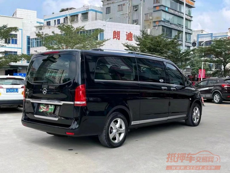 东莞21年奔驰威霆8