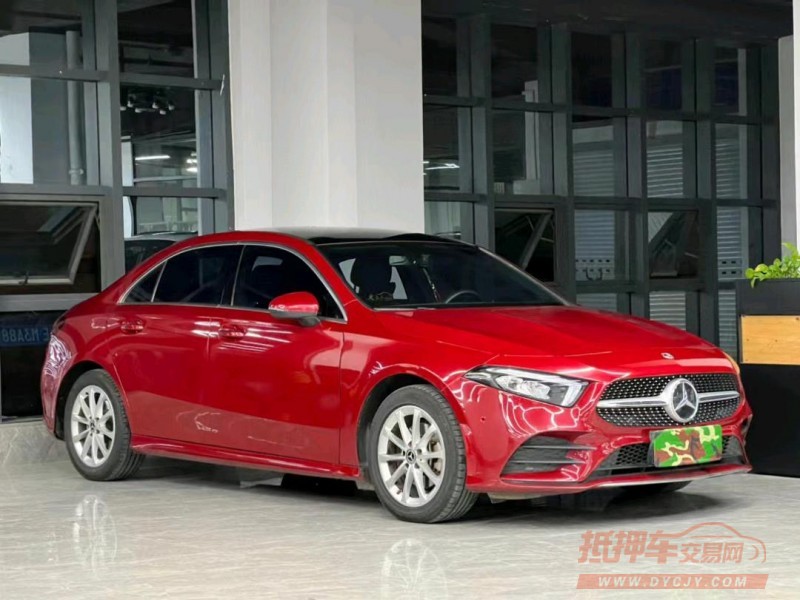 东莞21年奔驰A2
