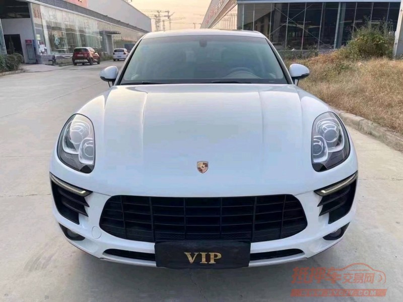 枣庄15年保时捷Macan8