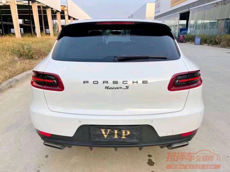 枣庄15年保时捷Macan6