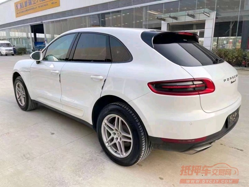 枣庄15年保时捷Macan3