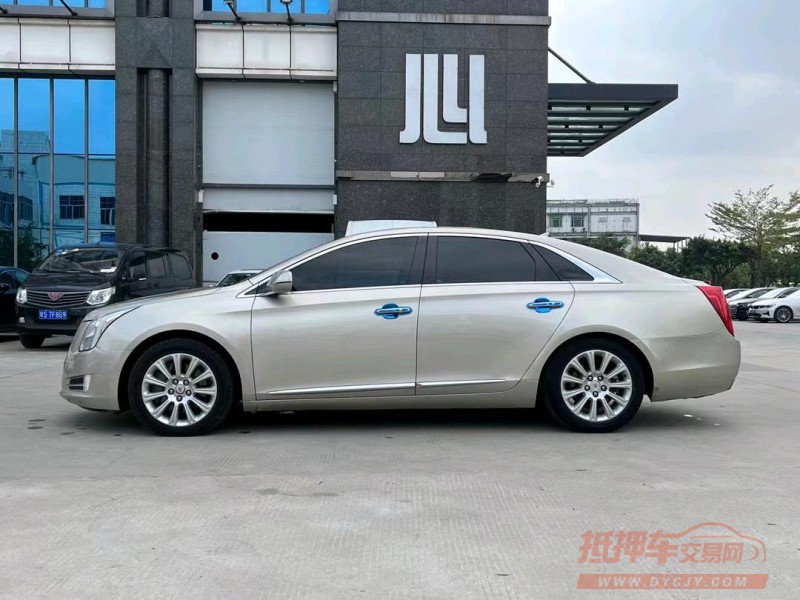 东莞13年凯迪拉克XTS4