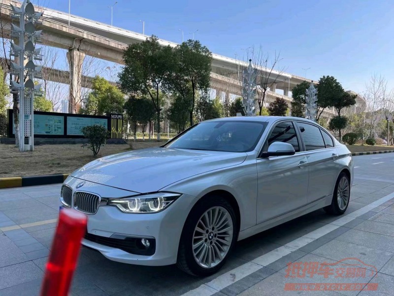 宜昌17年宝马3系9