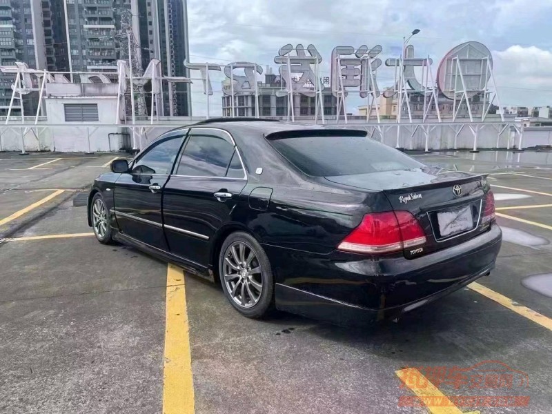 珠海08年丰田皇冠6