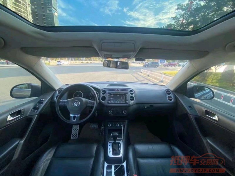 珠海11年大众途观5