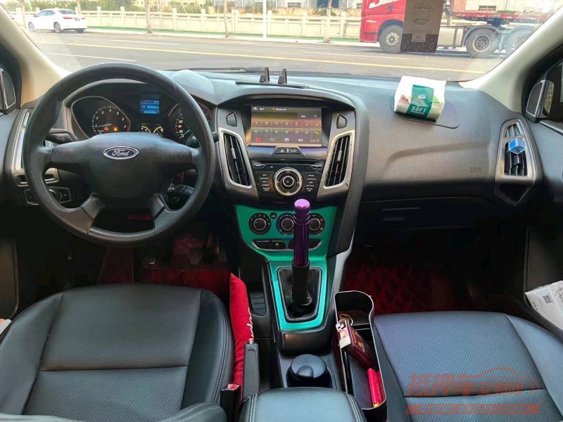 珠海12年福特福克斯8