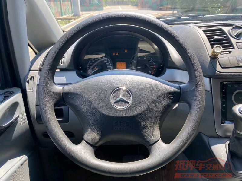 沈阳15年奔驰威霆9