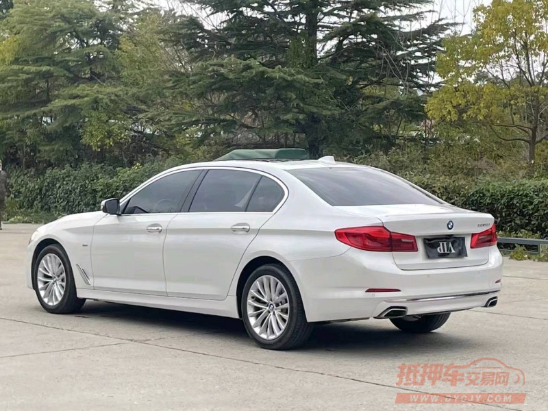 宜昌18年宝马5系9