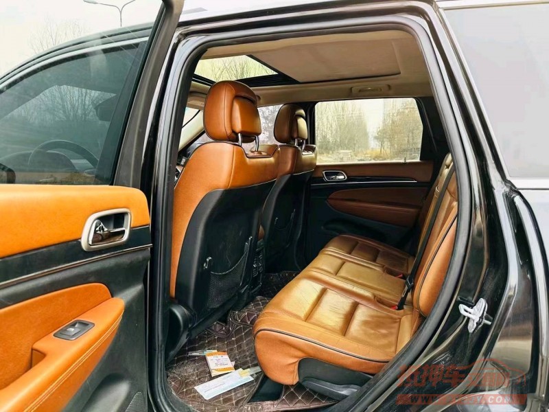 沈阳13年Jeep大切诺基1