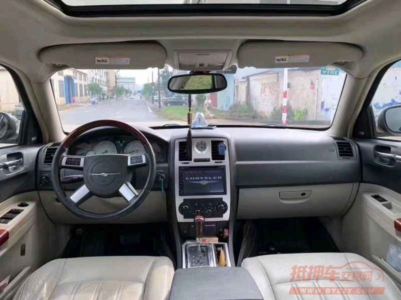 江门09年克莱斯勒300C5