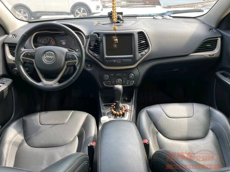 徐州19年Jeep自由光5