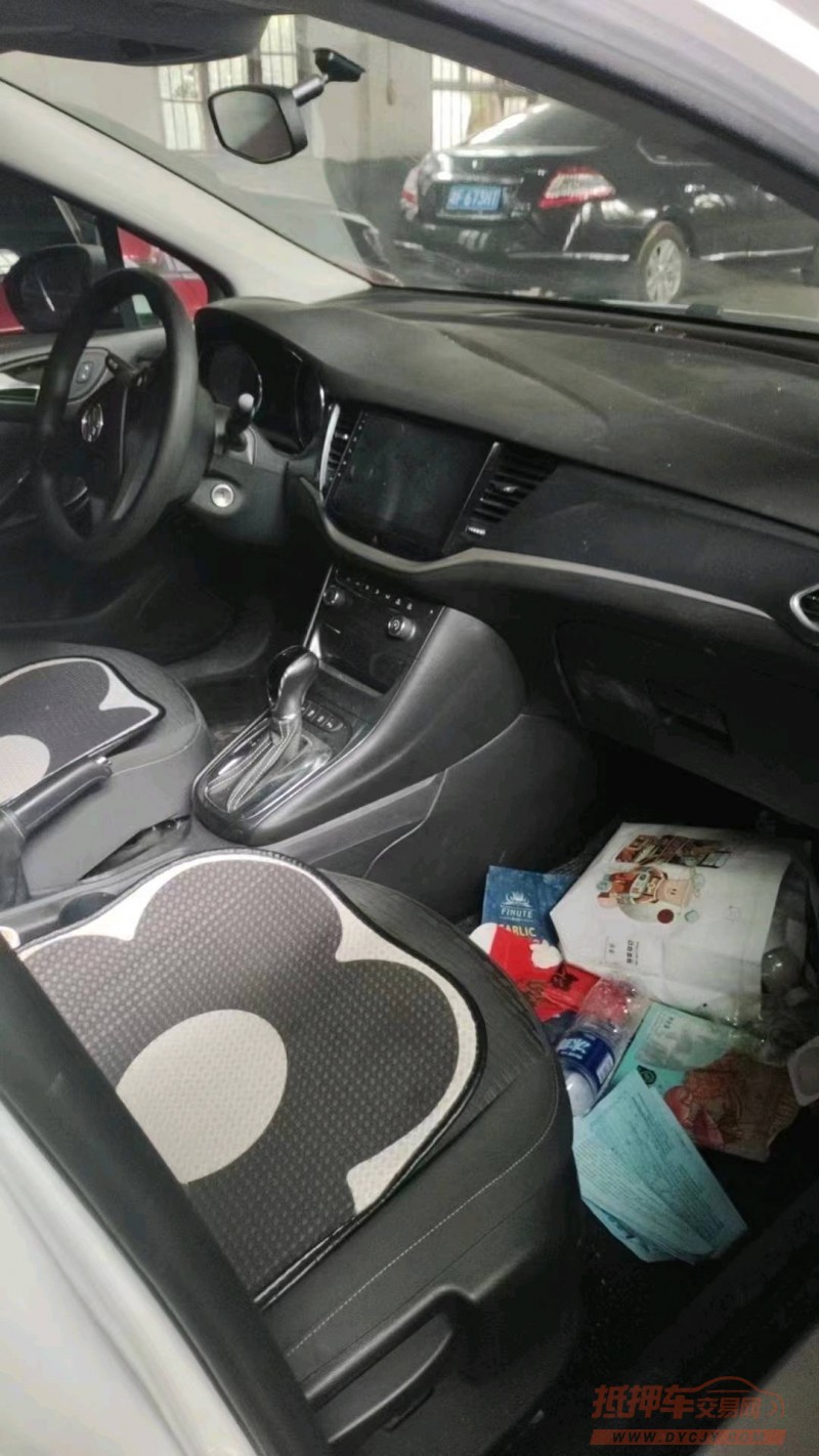 济南18年别克威朗4