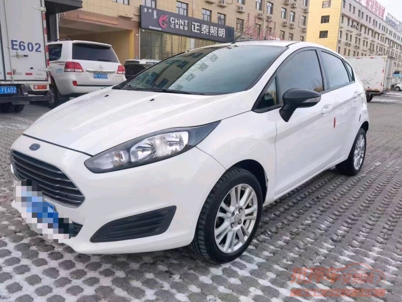 广州15年福特嘉年华2