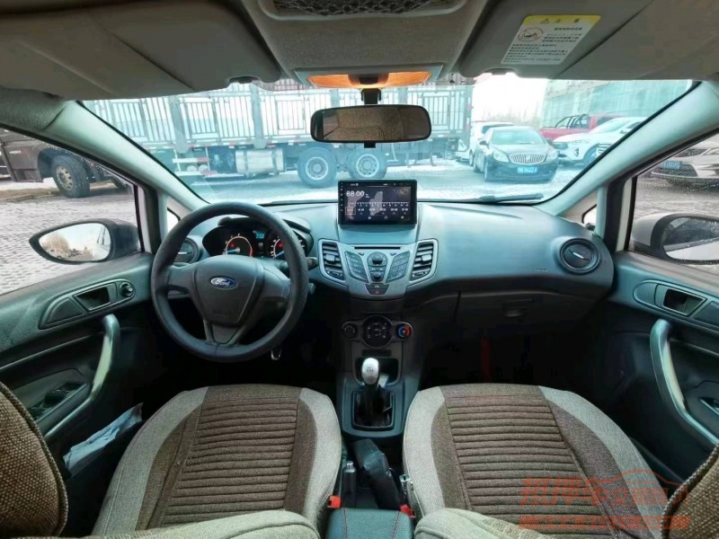 广州15年福特嘉年华6