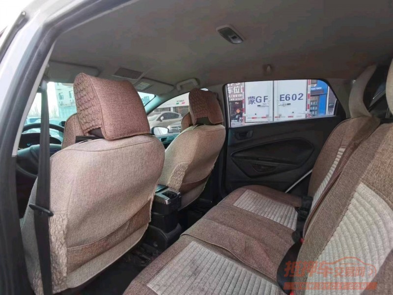 广州15年福特嘉年华5