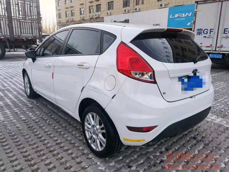 广州15年福特嘉年华8