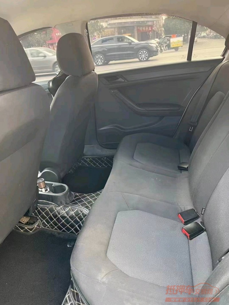 济南16年大众捷达3