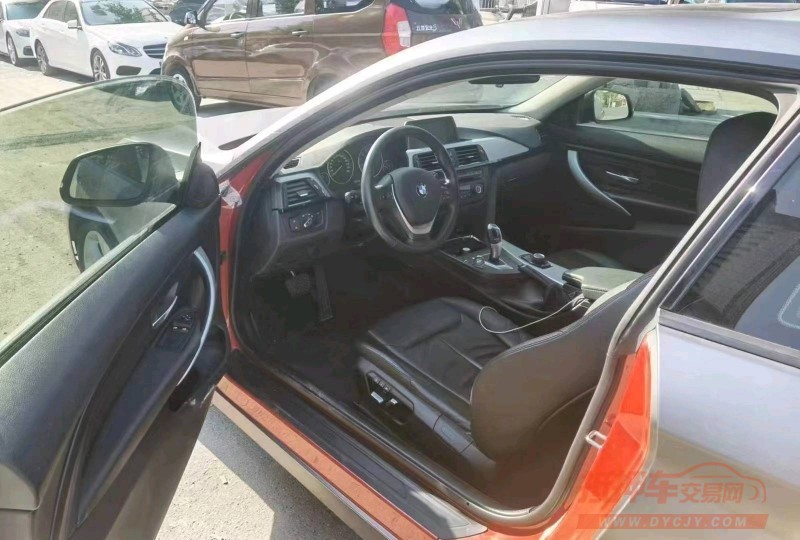 成都17年宝马4系4