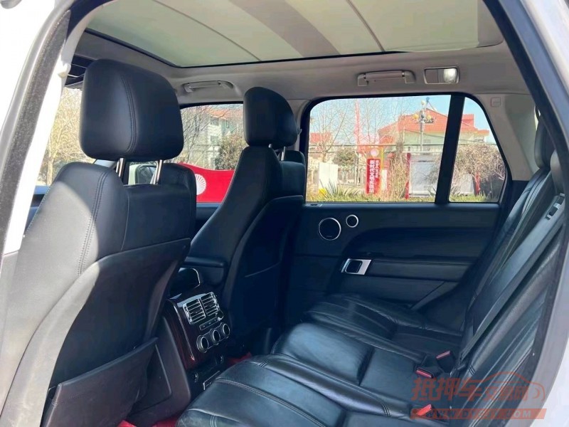 青岛17年路虎揽胜行政5