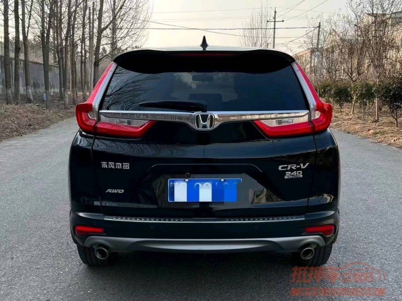 青岛17年本田CRV1